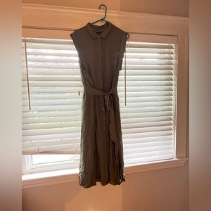 NWOT Utility Dress, slits on sides, past knee button closures